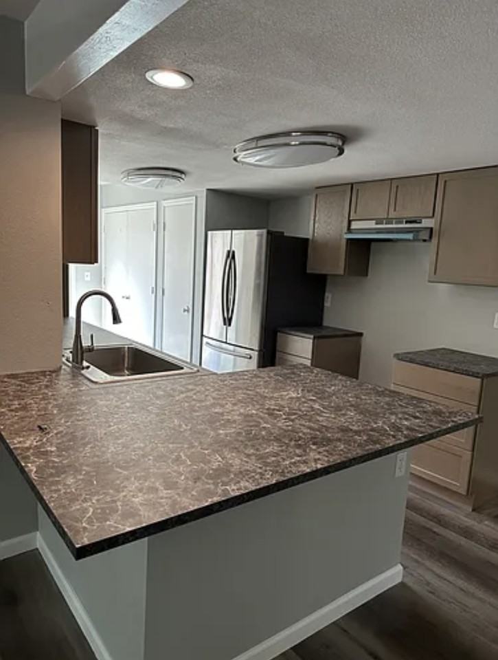 1827 S Pitkin Cir #1827 - Photo 4 of 15