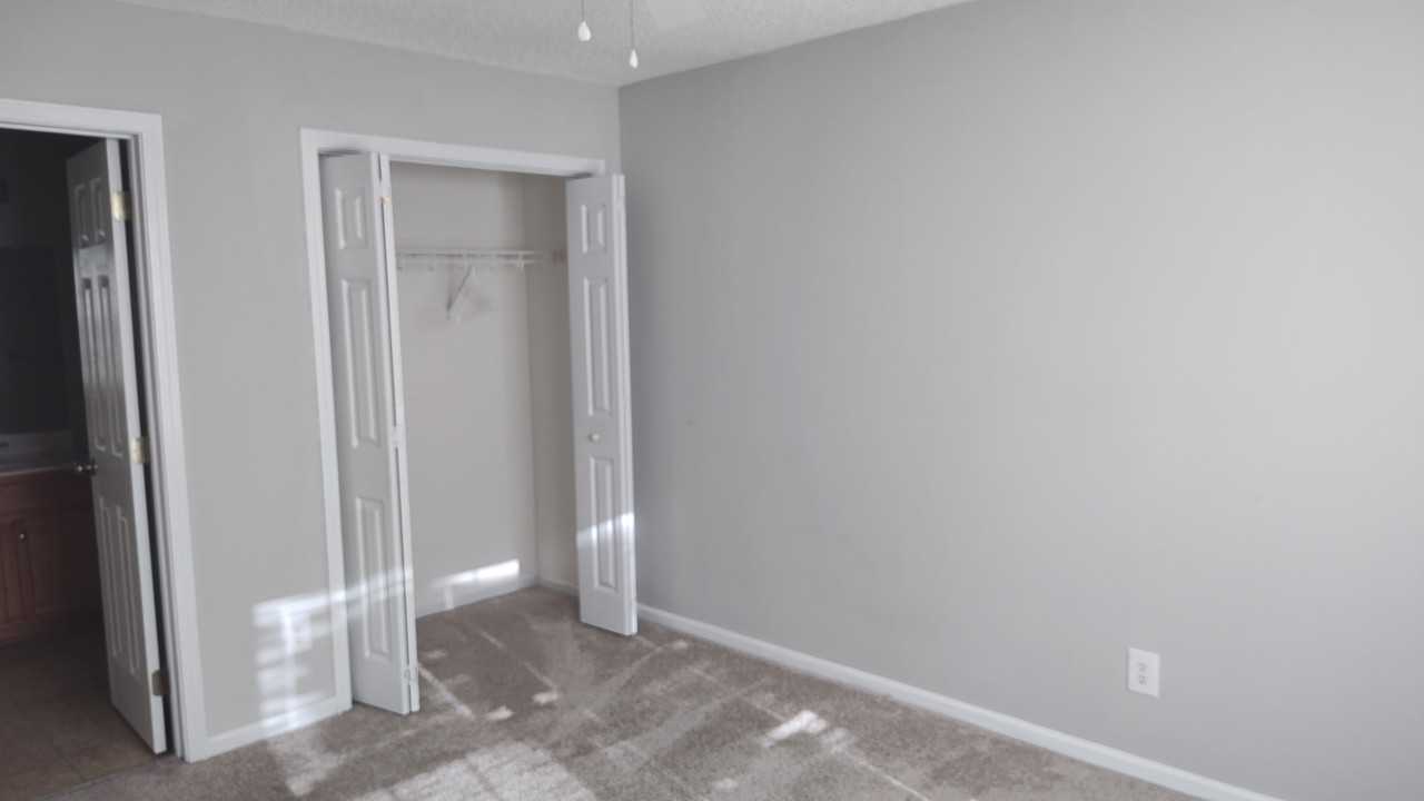 2601 Riverridge Ct #F - Photo 5 of 16