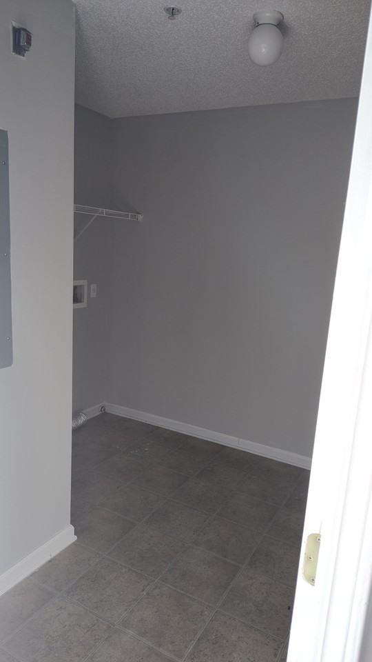 2601 Riverridge Ct #F - Photo 6 of 16