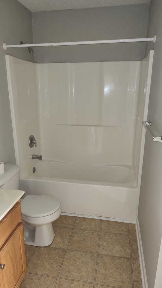 2601 Riverridge Ct #F - Photo 7 of 16