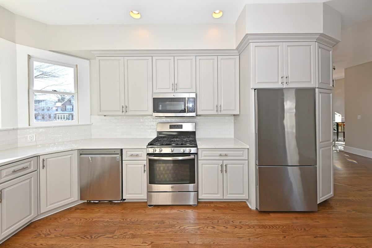 62 Elm St #NA - Photo 7 of 46