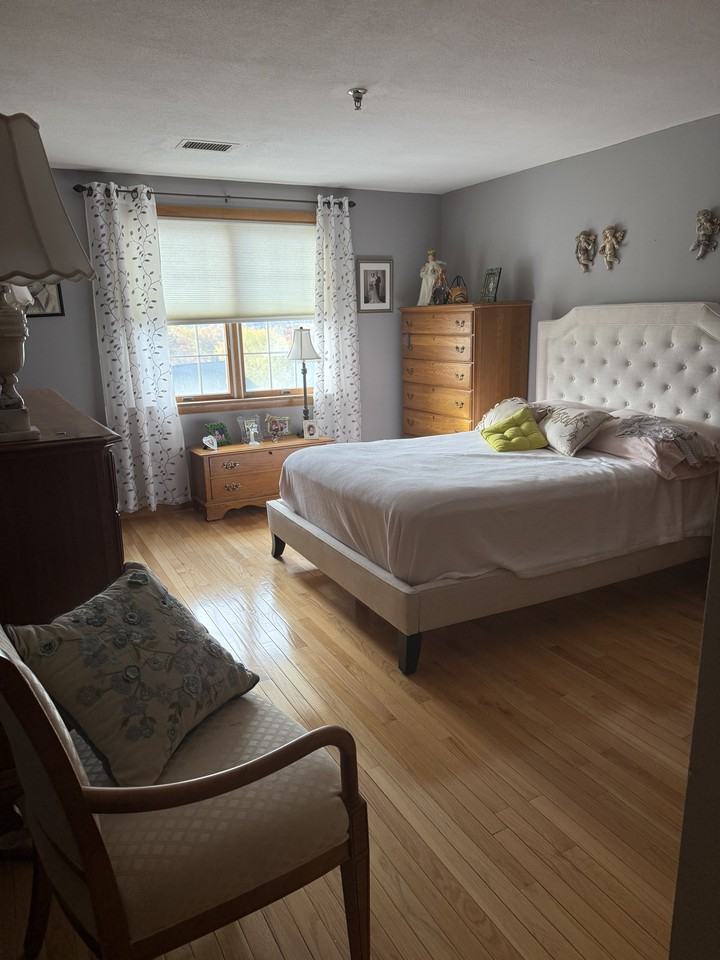 45 Christopher Dr #142 - Photo 3 of 7