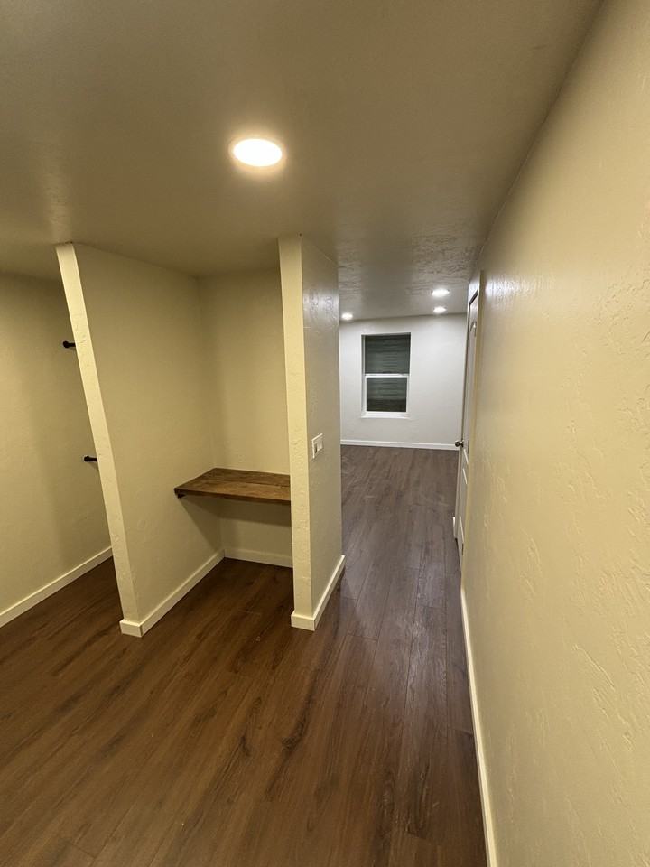 1458 Cheever Ln #NA - Photo 2 of 12