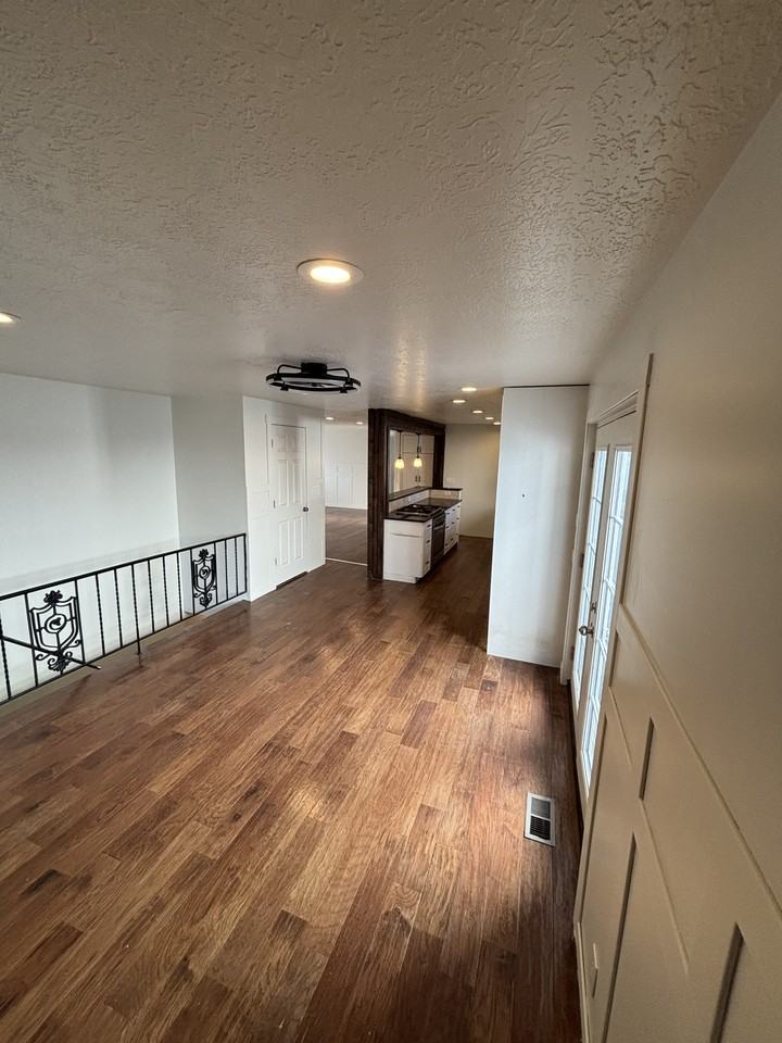 1458 Cheever Ln #NA - Photo 5 of 12