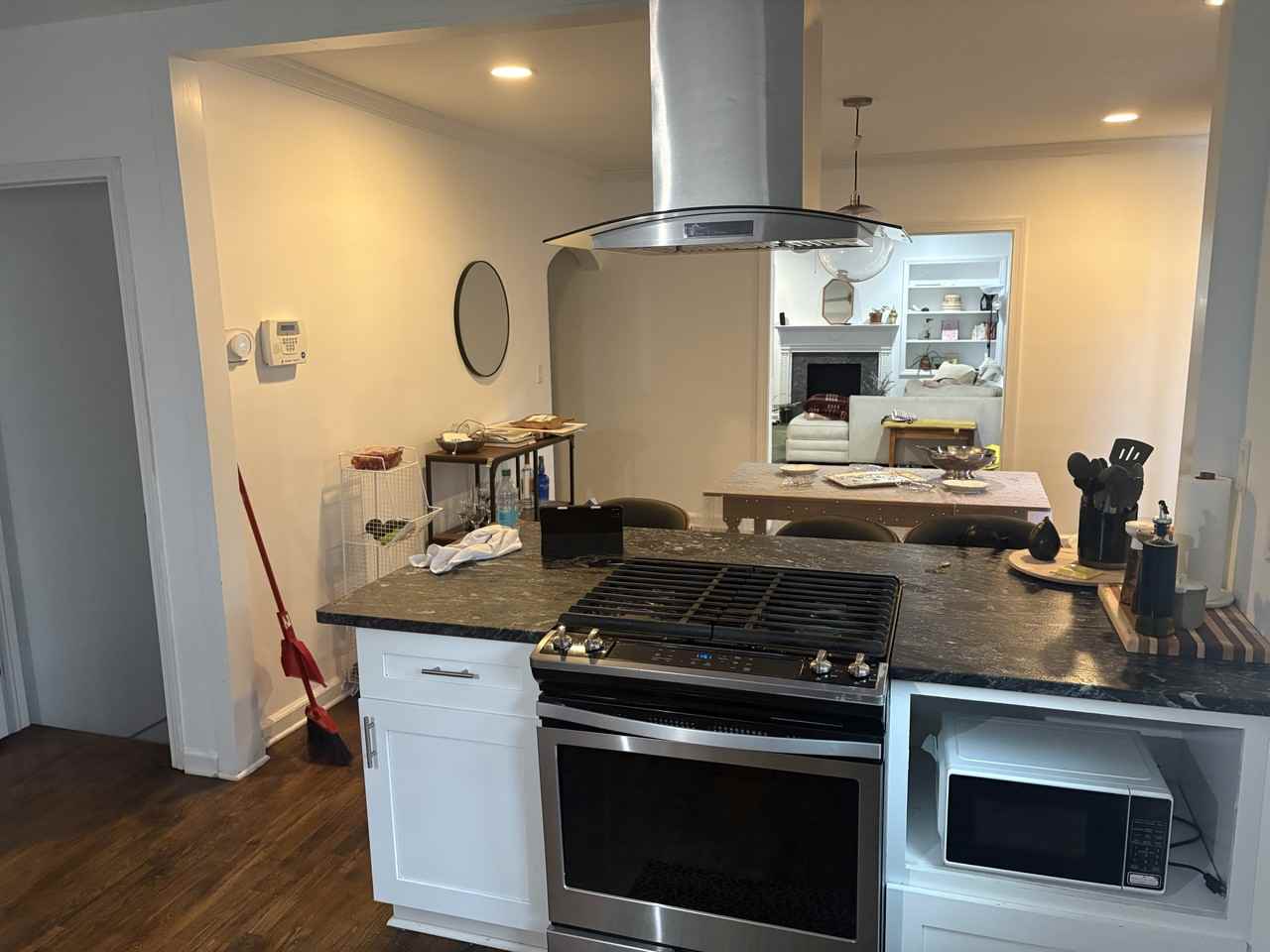 1370 Centra Villa Dr Sw #NA - Photo 3 of 10