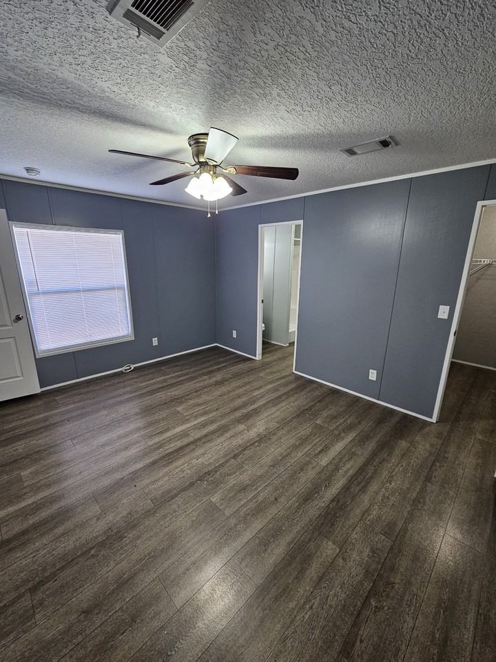 2812 Edward Ave #NA - Photo 3 of 21