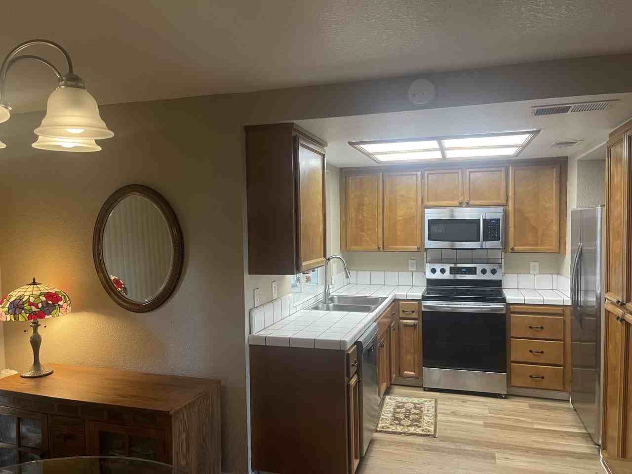 209 Live Oak Cir - Photo 3 of 10