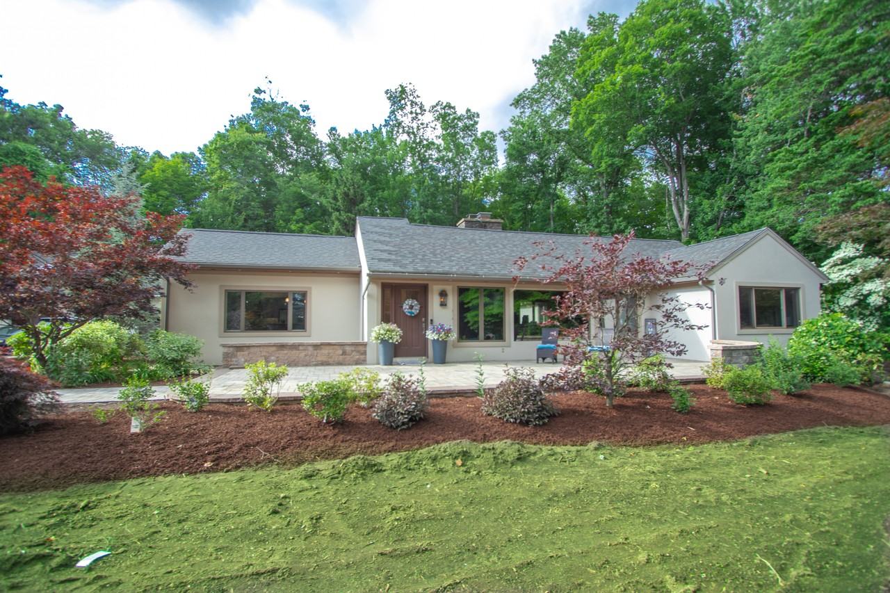 22 Allen St #NA - Photo 2 of 44