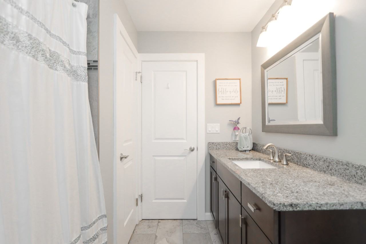 22 Allen St #NA - Photo 7 of 44