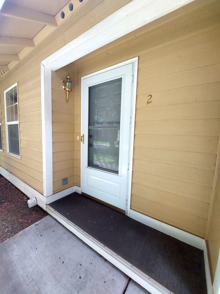 1085 Ne Purcell Blvd #1-4 - Photo 4 of 27