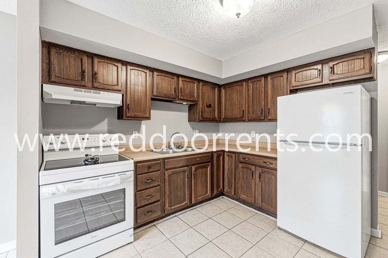 517 Gibbs St - Photo 6 of 28