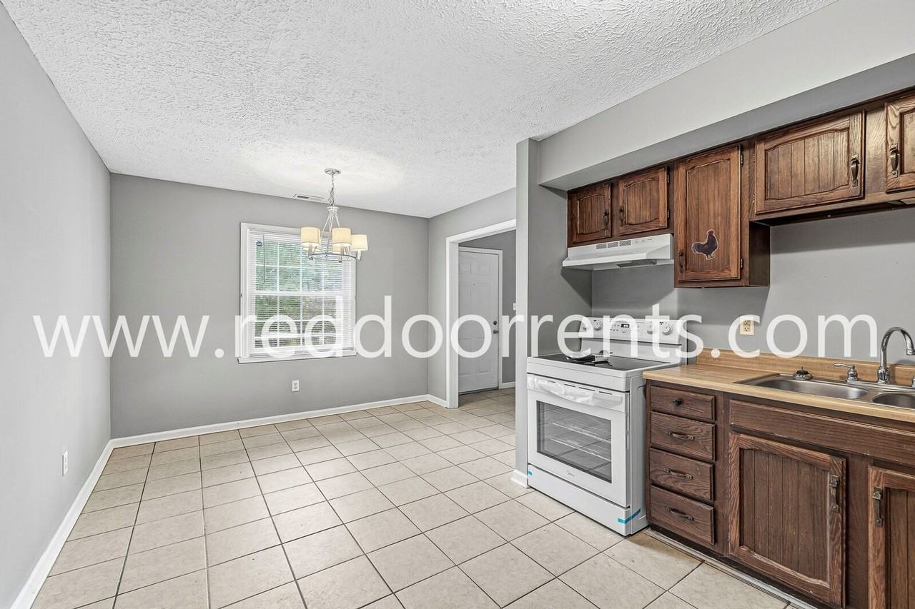 517 Gibbs St - Photo 7 of 28