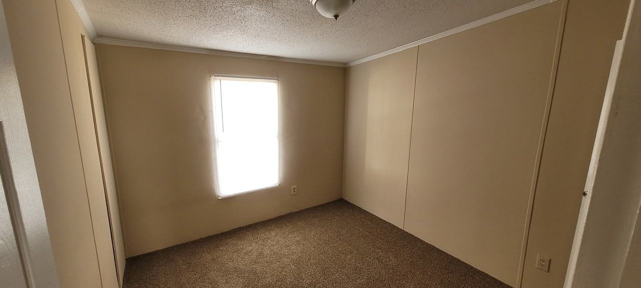 724 Creek Ridge Rd #NA - Photo 2 of 7