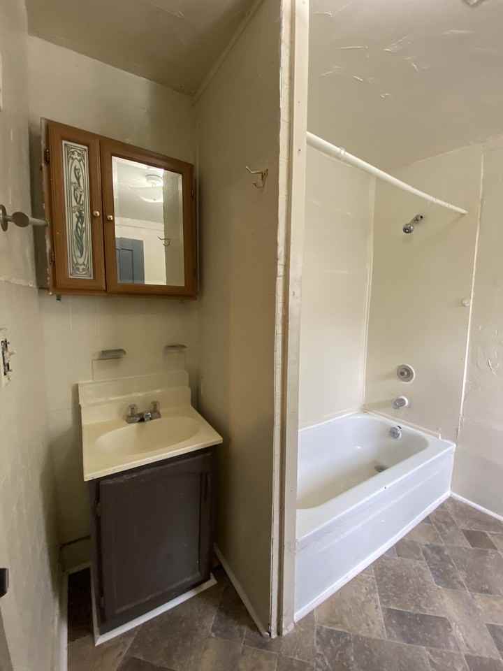 229 Franklin Way #1 - Photo 6 of 18