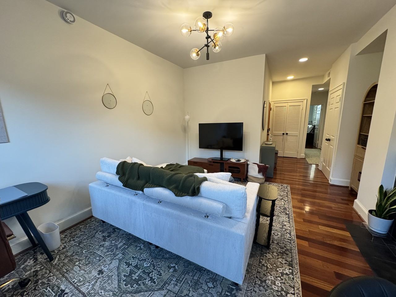 1413 Hopkins St Nw #3 - Photo 4 of 18