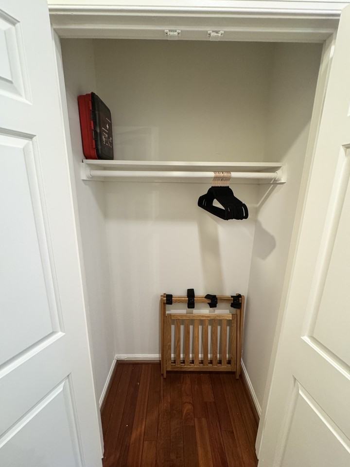 1413 Hopkins St Nw #3 - Photo 6 of 18