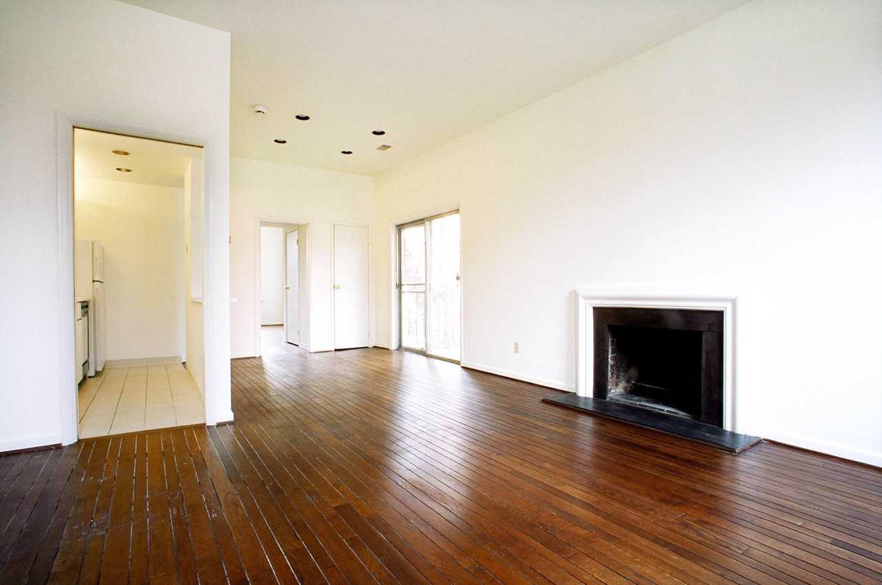 516 S Highland Ave #12 - Photo 3 of 5