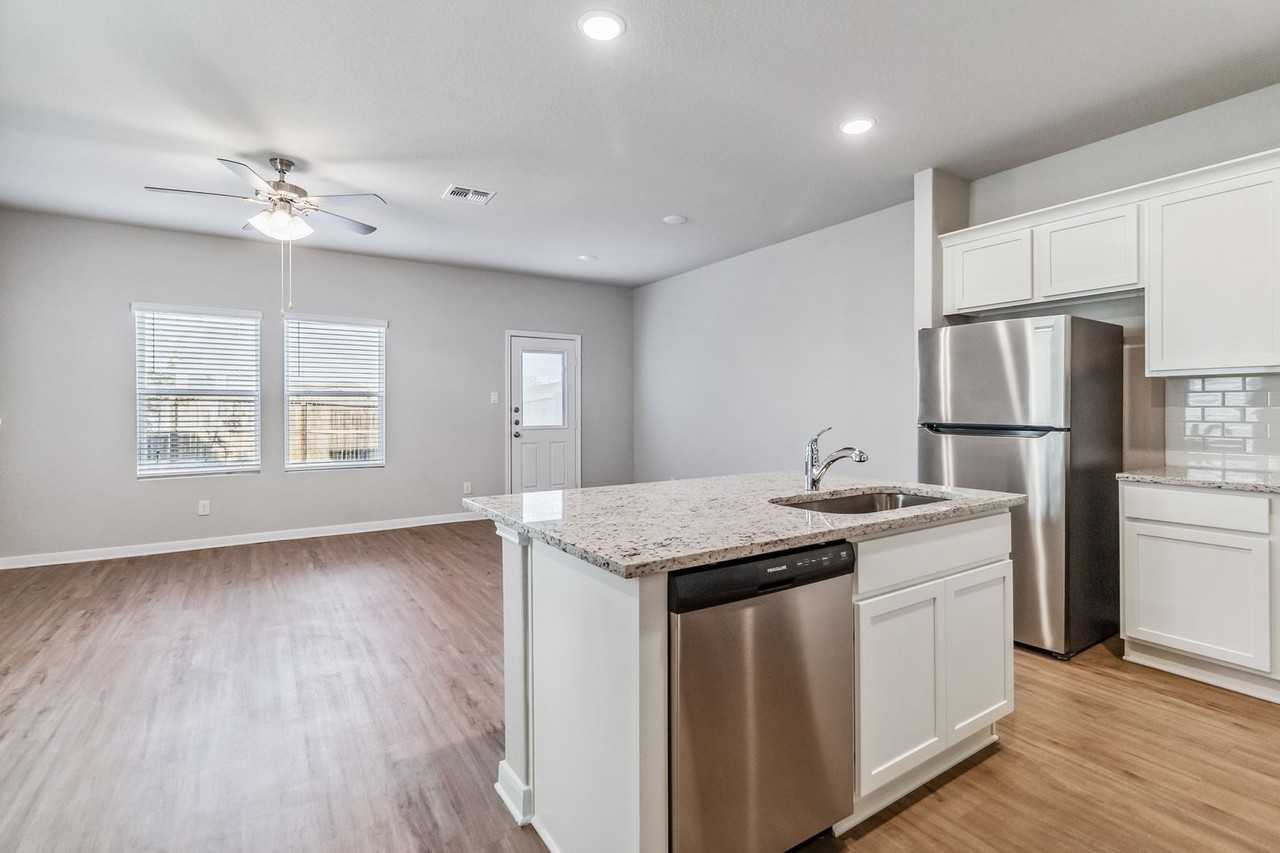 3915 3915 Abbott Pass - 3915 Abbott Pass #102 - Photo 7 of 31