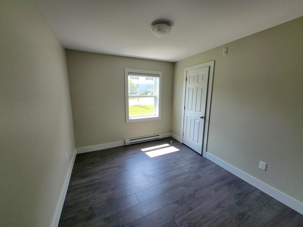 30 Parks St #8 - Photo 5 of 11