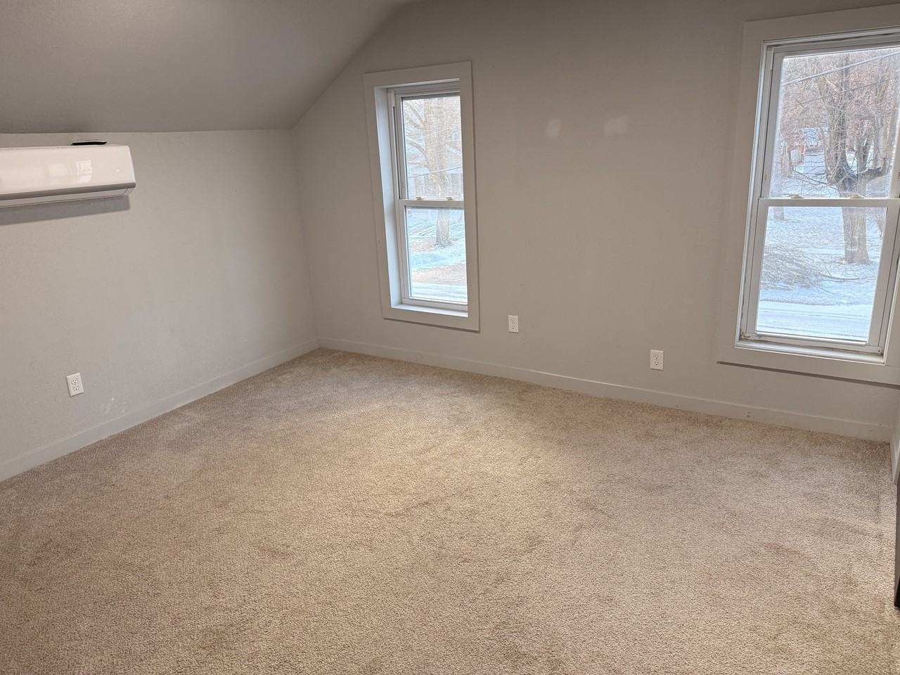 105 S 2nd St #3 - Photo 7 of 10