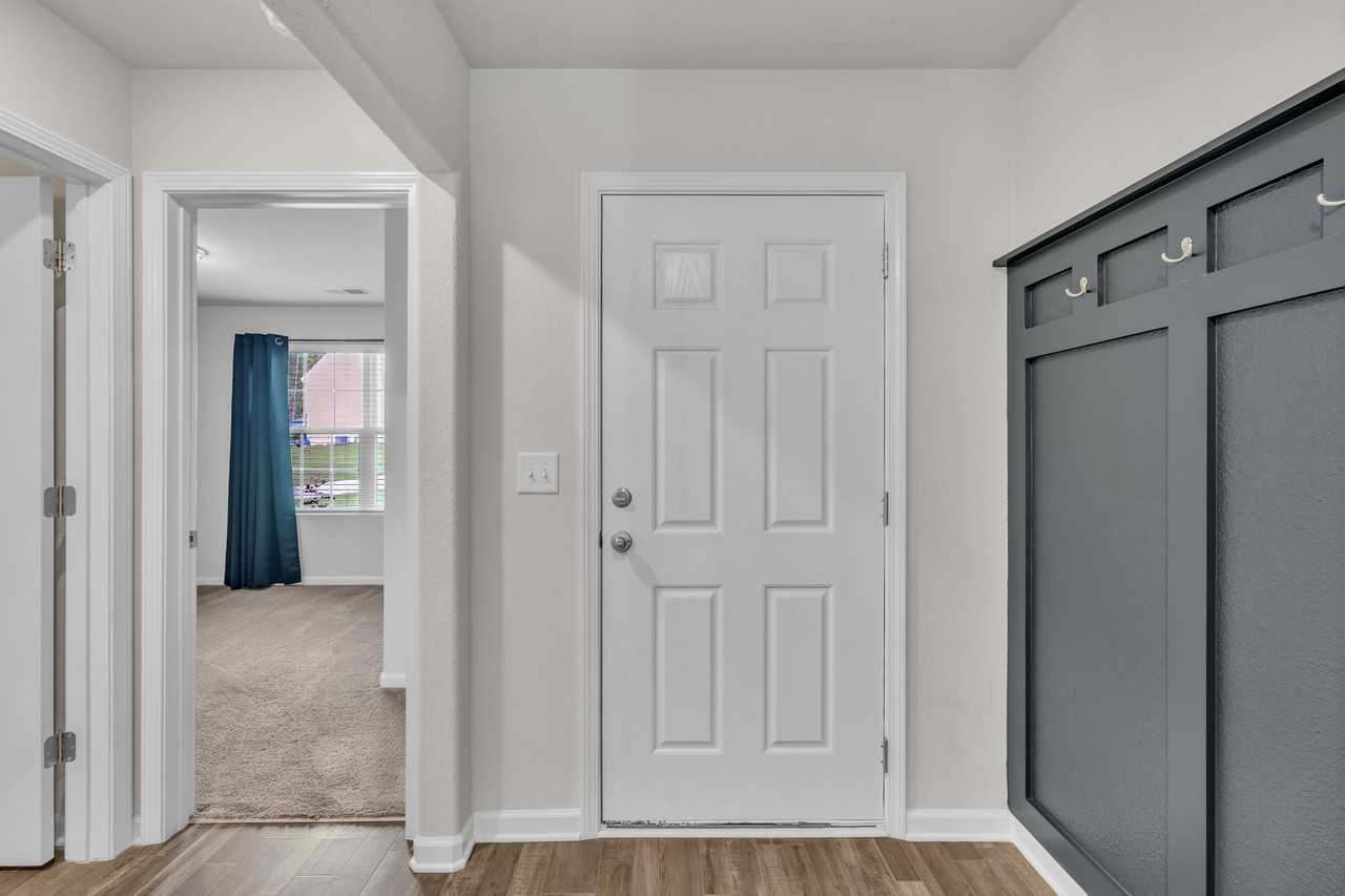 79 Kinsale Ct #1 - Photo 7 of 47