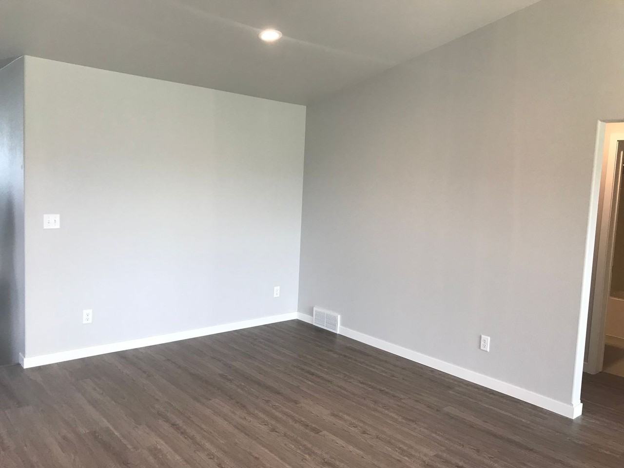 7401 18th St S - Photo 4 of 10