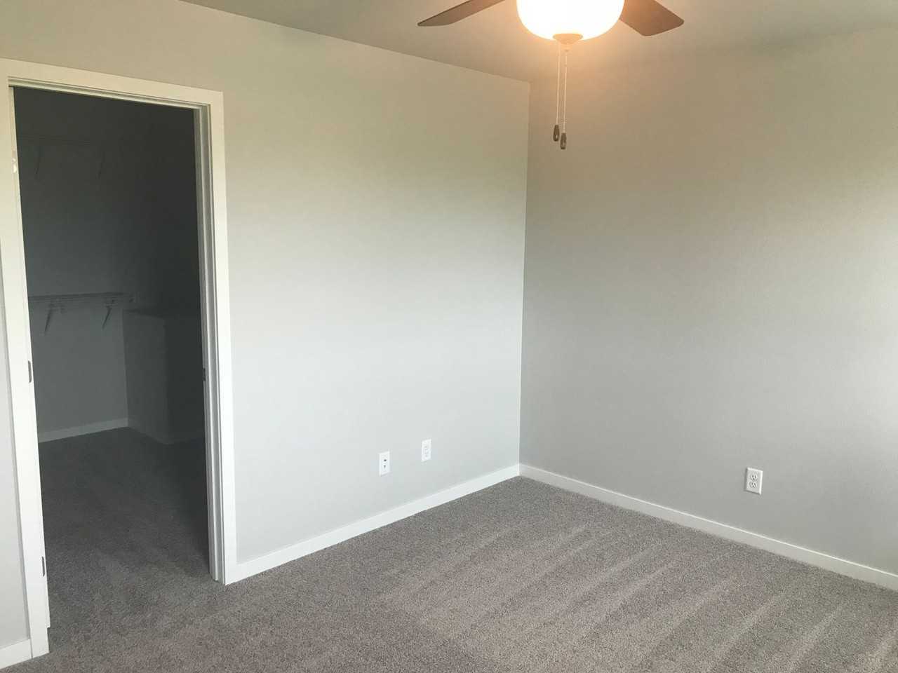 7401 18th St S - Photo 6 of 10