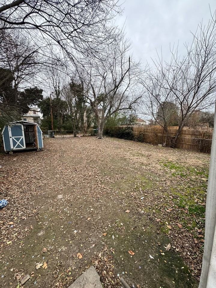 1506 N 30th St - Photo 7 of 19