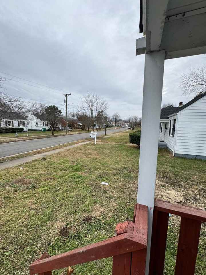 1506 N 30th St - Photo 2 of 19