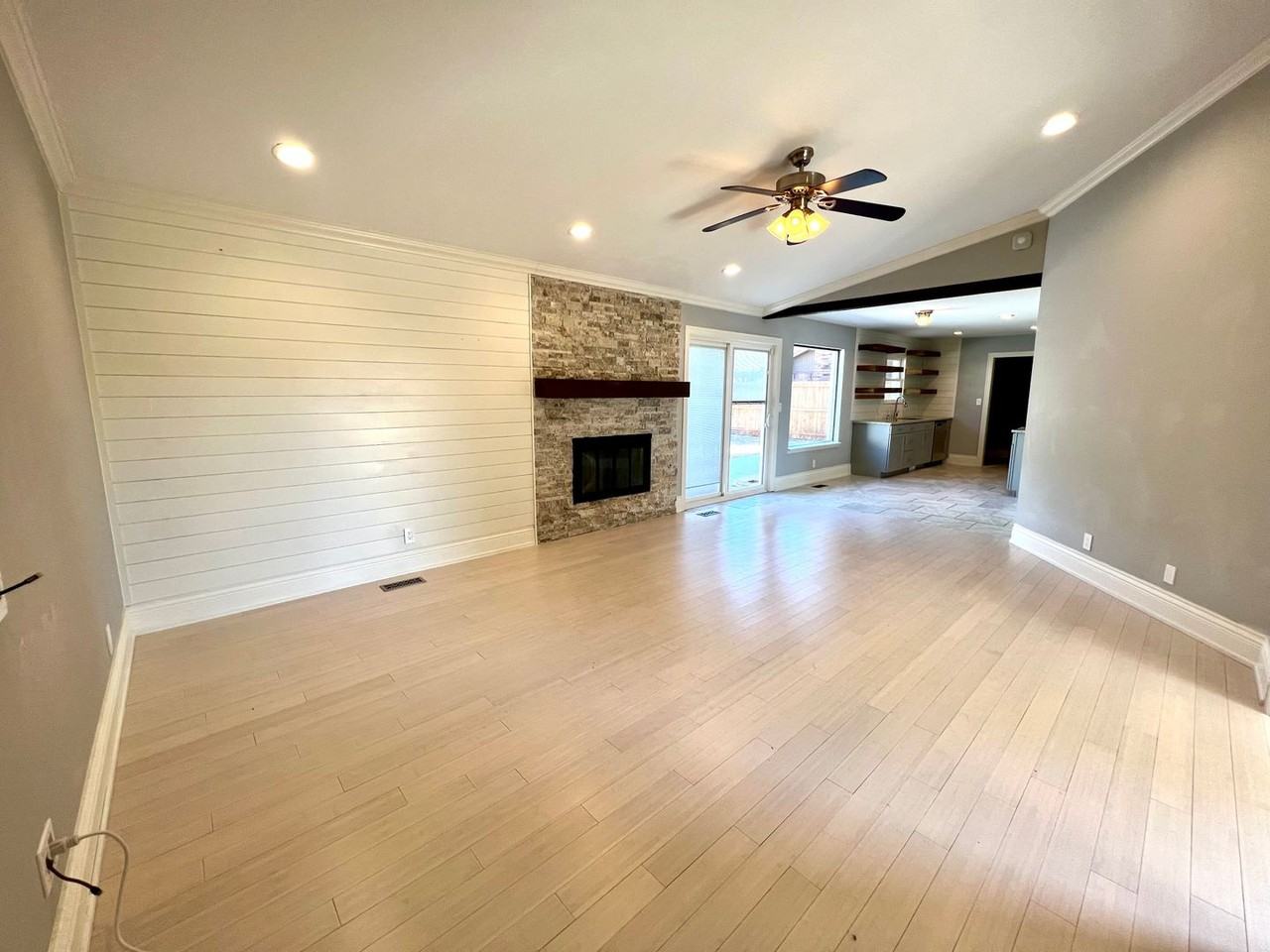 4518 Alpine Pl - Photo 2 of 14