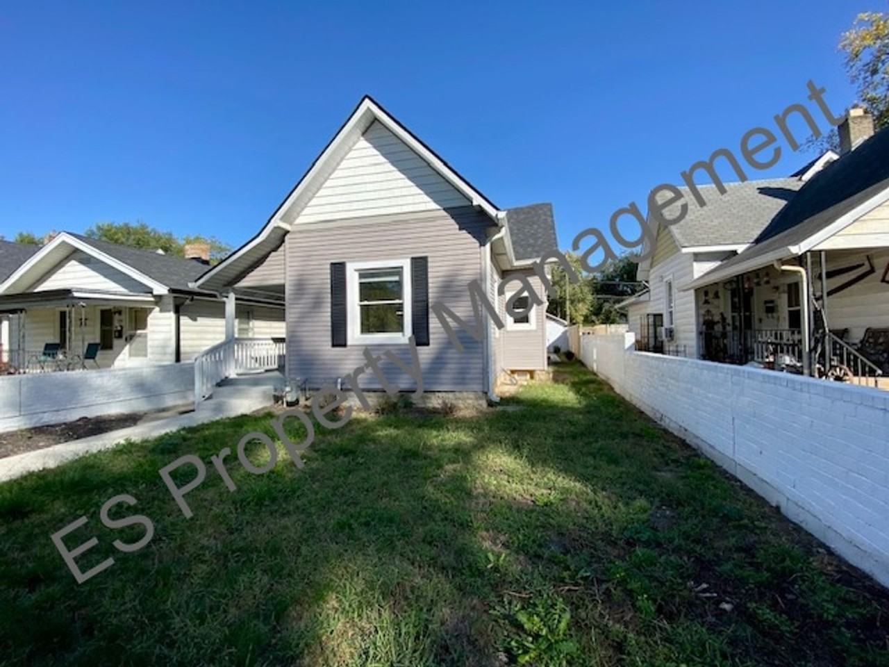 1507 Churchman Ave - Photo 3 of 24