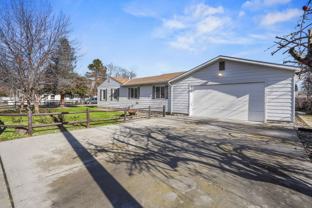 101 E Woodvine St - Photo 1 of 1