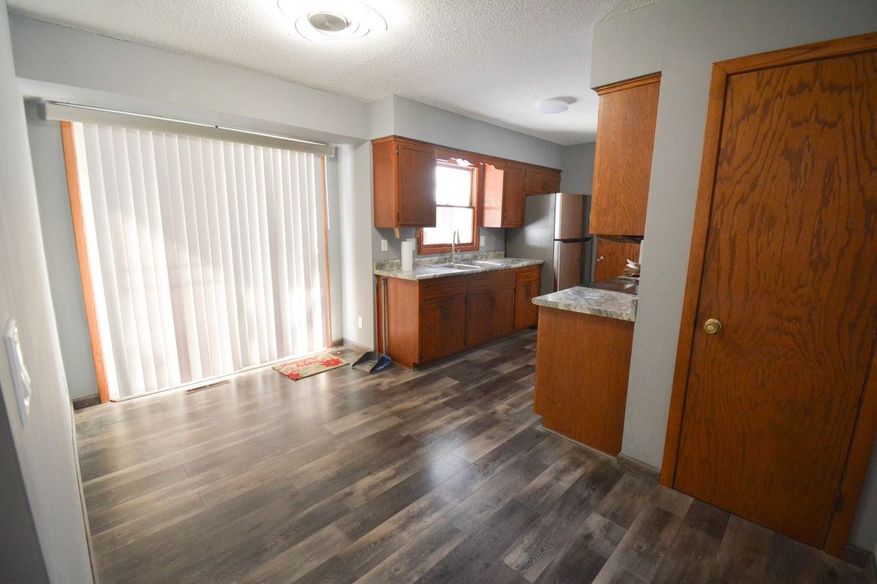 2106 43rd St Nw - Photo 6 of 21