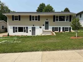 featured image of 3004 Stanford Ave