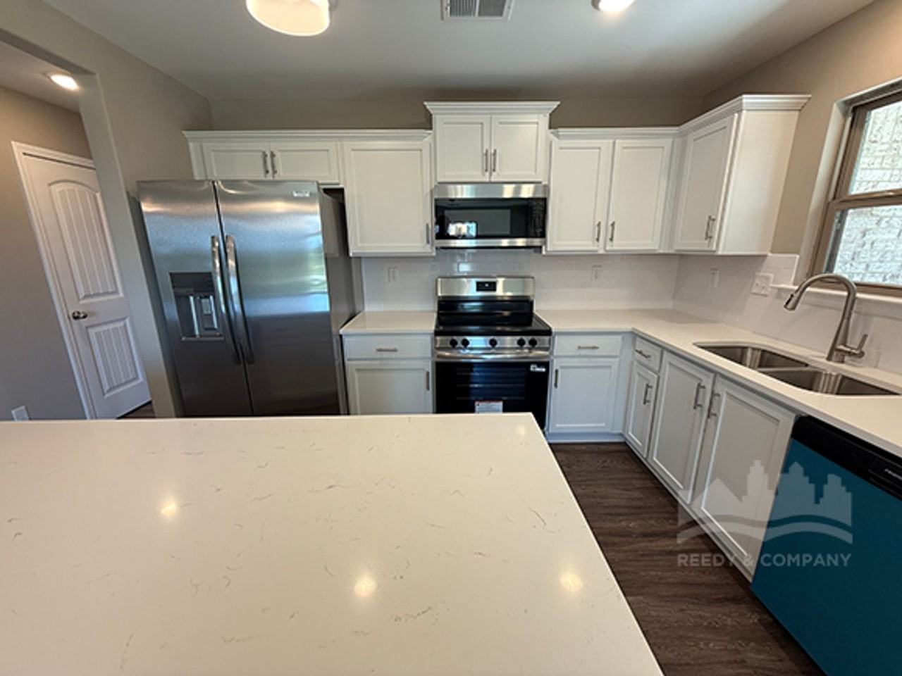 9695 Bloomington Cir S - Photo 7 of 17