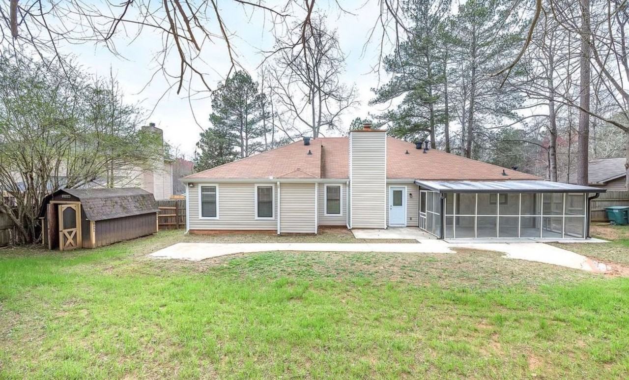 8956 Habersham Dr - Photo 2 of 5