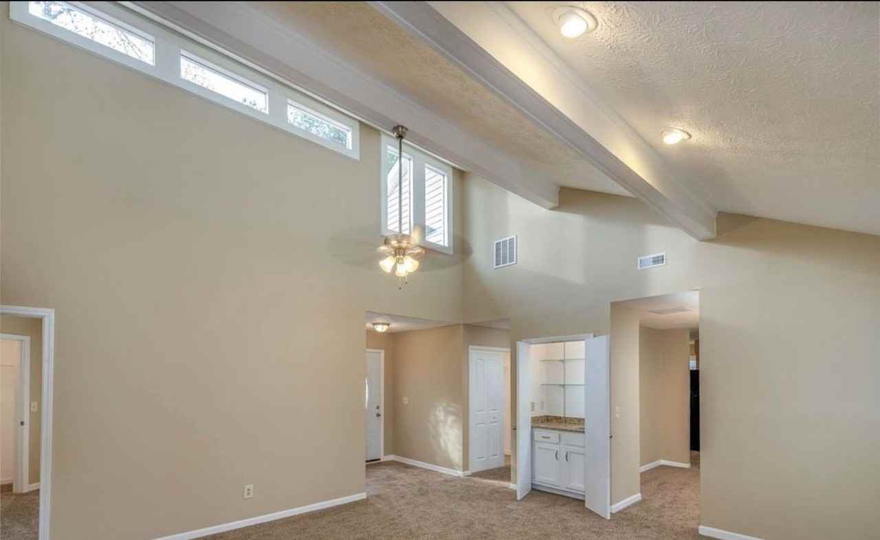 8956 Habersham Dr - Photo 3 of 5