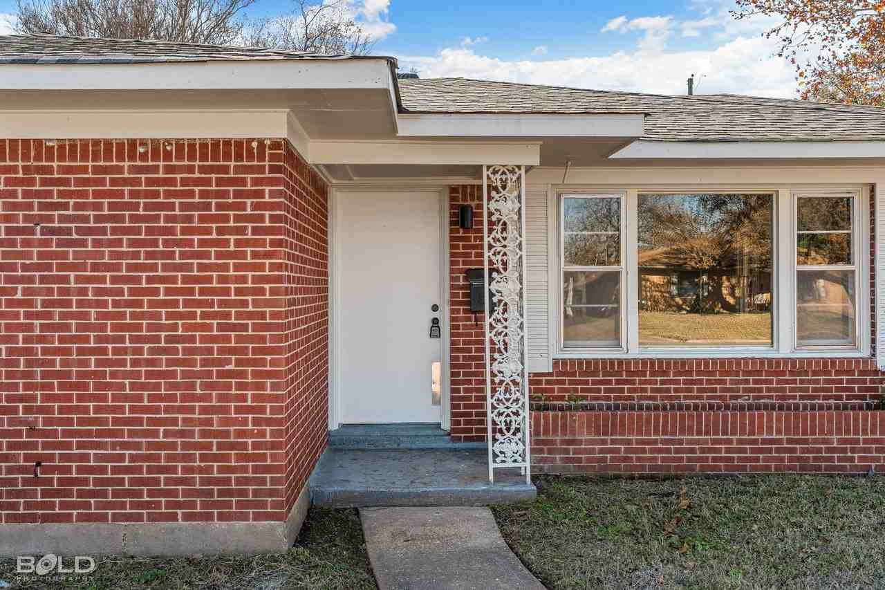 3232 Mcgregor St - Photo 2 of 23