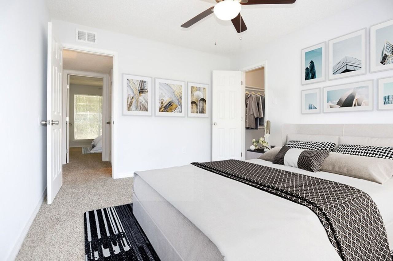 Bellecour Crossing - Photo 2 of 30