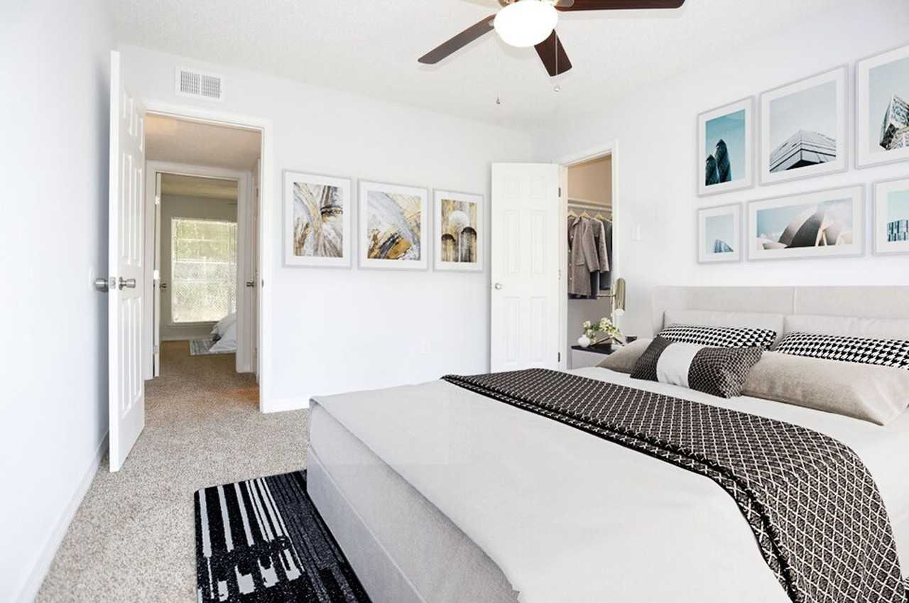 Bellecour Crossing - Photo 6 of 30