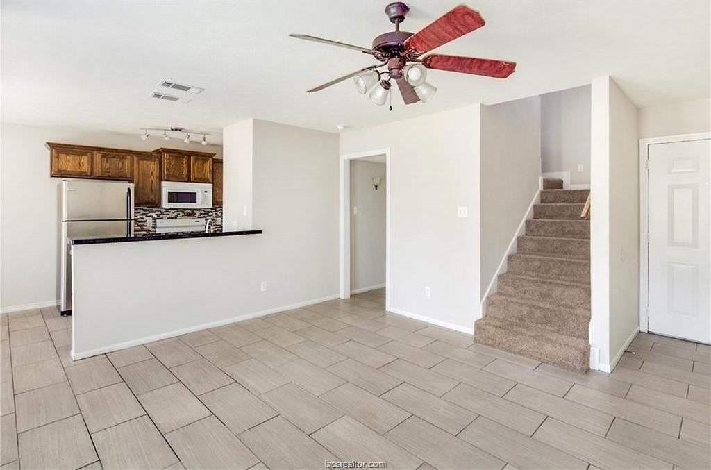 1210 Oney Hervey Dr - Photo 4 of 20