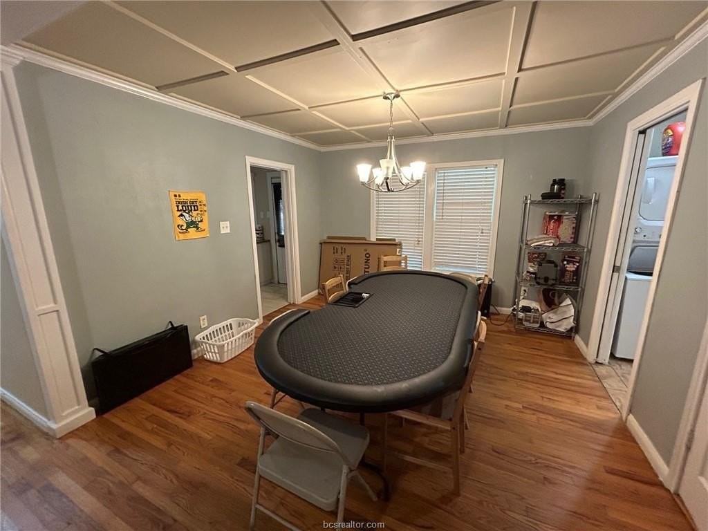 710 Enfield St - Photo 4 of 19