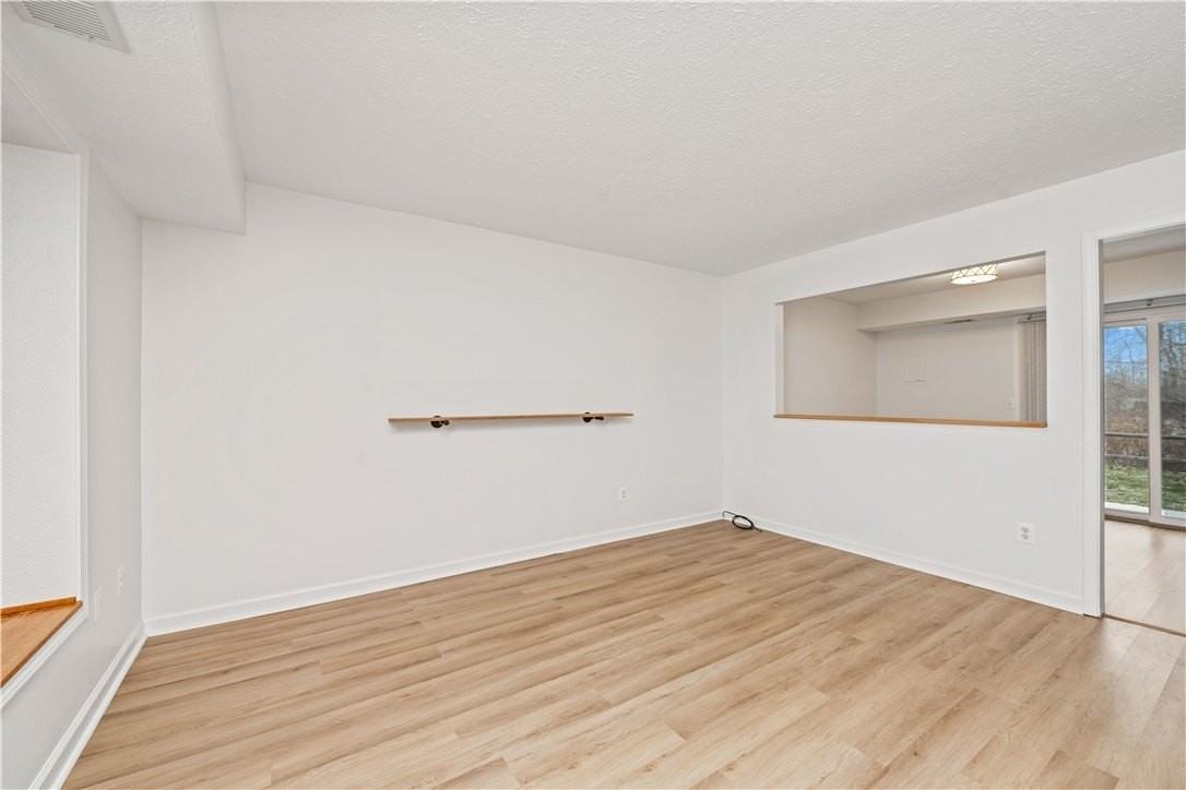 154 Norwich Dr - Photo 5 of 24