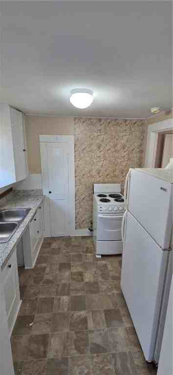 210 N Isley St - Photo 3 of 5