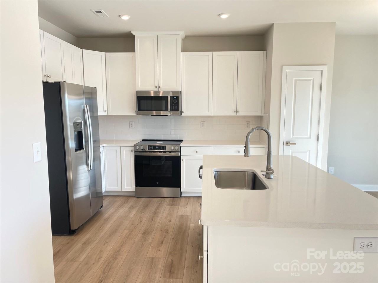 7303 Childress Dr Sw - Photo 3 of 16