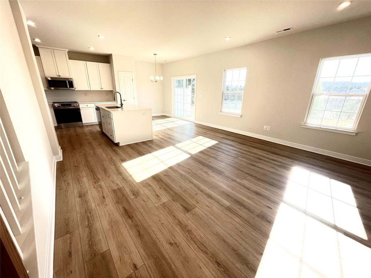 7303 Childress Dr Sw - Photo 5 of 16