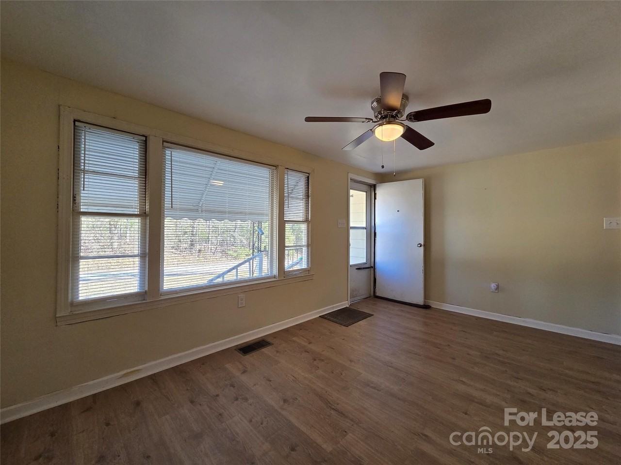 8334 Oaktree Rd - Photo 2 of 15