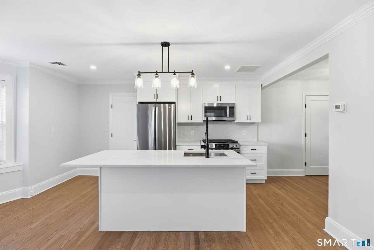 5 Bridge St - Photo 2 of 11