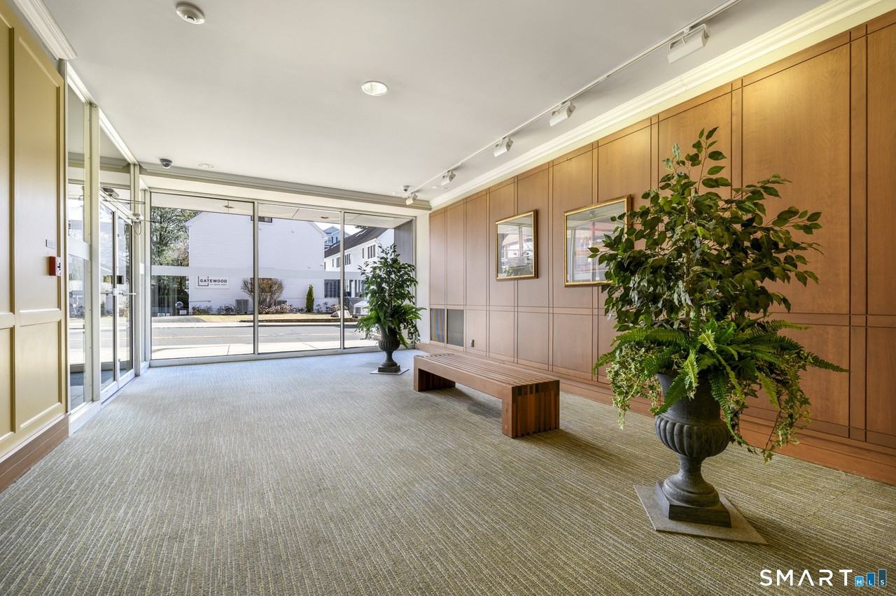 140 Grove St #2A - Photo 4 of 4