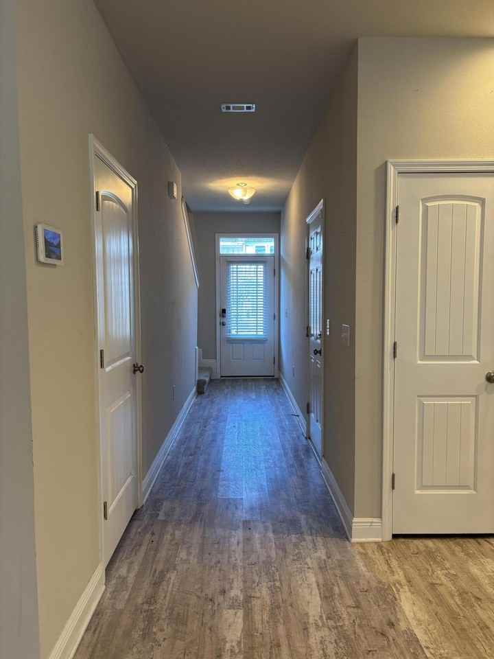 166 Crossing Ln Unit C #C - Photo 4 of 14